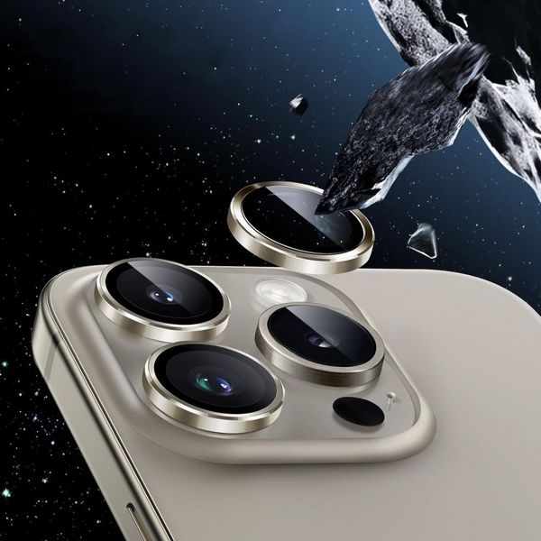 Zaščita kamere za Samsung S25+ znamke Hofi v originalni embalaži.