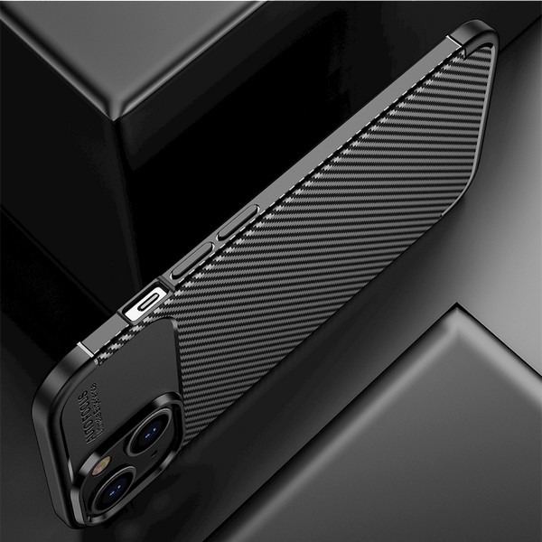 Ovitek Premium Carbon z dvignjenim robom okoli kamere iPhone 16 Pro Max