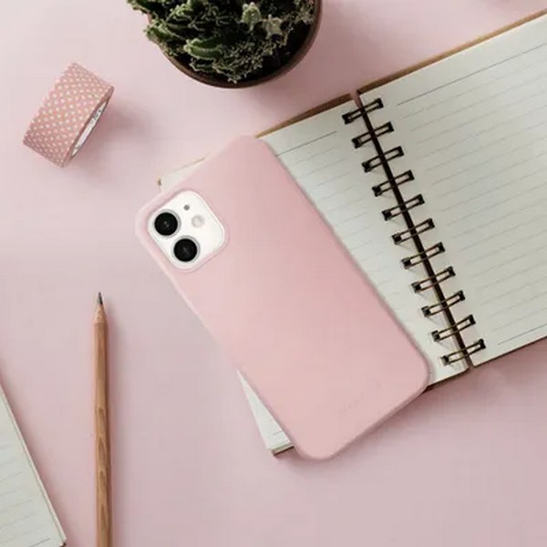 Ovitek Roar za Samsung S25 Ultra v pastelni barvi, eleganten in zagotavlja čvrst oprijem.