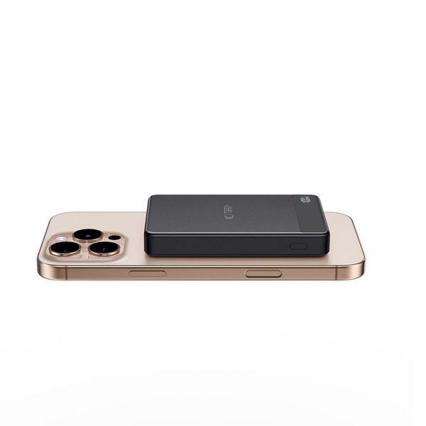 MagSafe Power Bank Tech Protect PB33 5000 mAh - črn 3 MagSafe Power Bank Tech Protect PB33 5000 mAh je visoko kakovosten adapter za polnjenje pametnih telefonov, ur in prenosnih računalnikov.