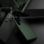 Ovitek za Samsung S25 Ultra Ringke Onyx  je popolna izbira za vse, ki želijo vrhunsko zaščito telefona v kombinaciji z elegantnim, mat dizajnom.