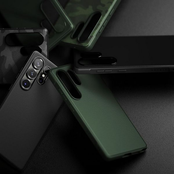 Ovitek za Samsung S25 Ultra Ringke Onyx  je popolna izbira za vse, ki želijo vrhunsko zaščito telefona v kombinaciji z elegantnim, mat dizajnom.