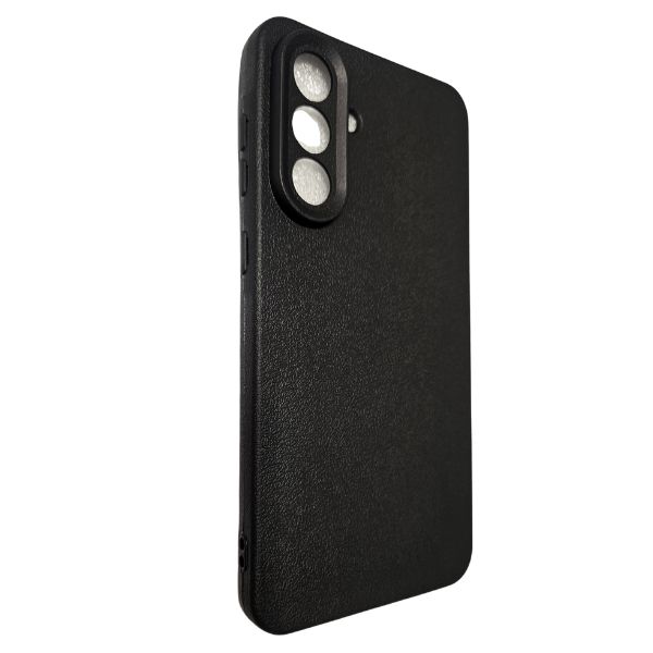 Črn ovitek za Galaxy A36 – zaščita kamere z robom​ ovitka