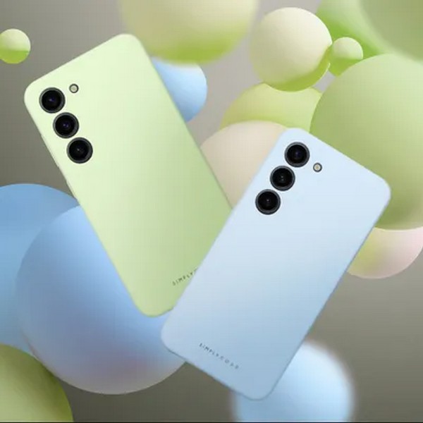 Zelen ovitek za Samsung Galaxy A56 Roar Cloud Skin – Light Green 7 Tekstura zelenega silikonskega ovitka Roar Cloud Skin za Samsung Galaxy A56, ki poudarja mehko in prijetno površino.